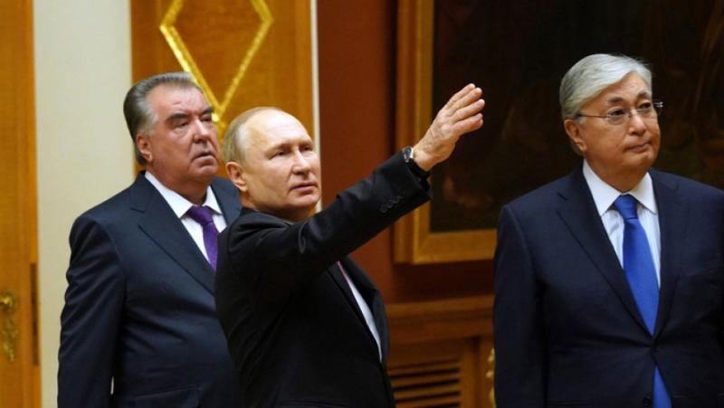 Четири месеца и три дни преди началото на СВО, по