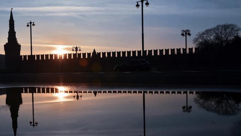 Наскоро се появи мнение, което противопоставя белите“ върхове на червените“