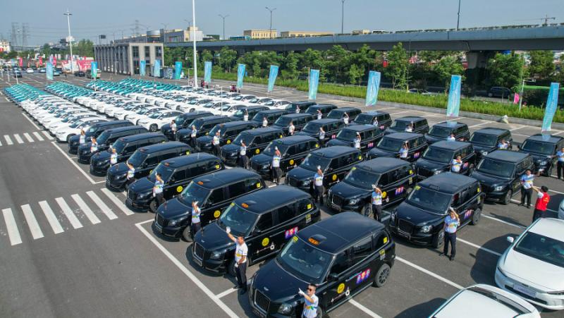 Автомобилният пазар в Китай е продължил да се разширява през