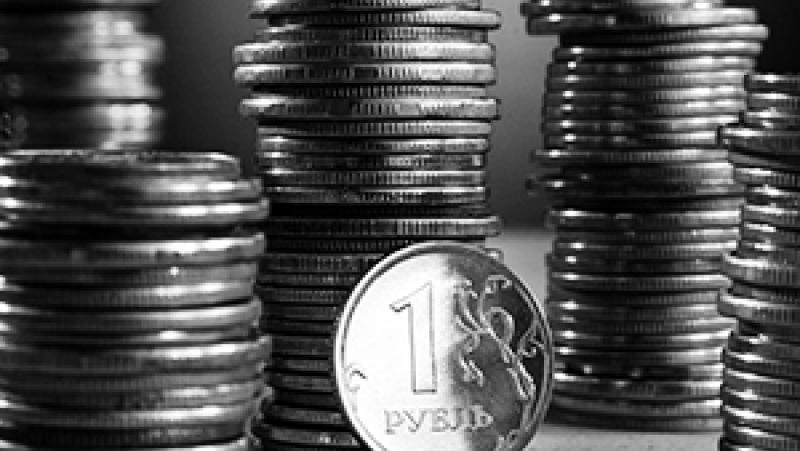 Рублата преодоля важен психологически етап от 82 рубли за долар,