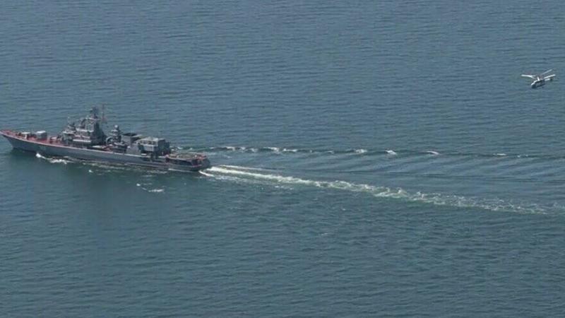 Корабът на Черноморския флот Приазовие, който осигурява безопасността на газопроводите