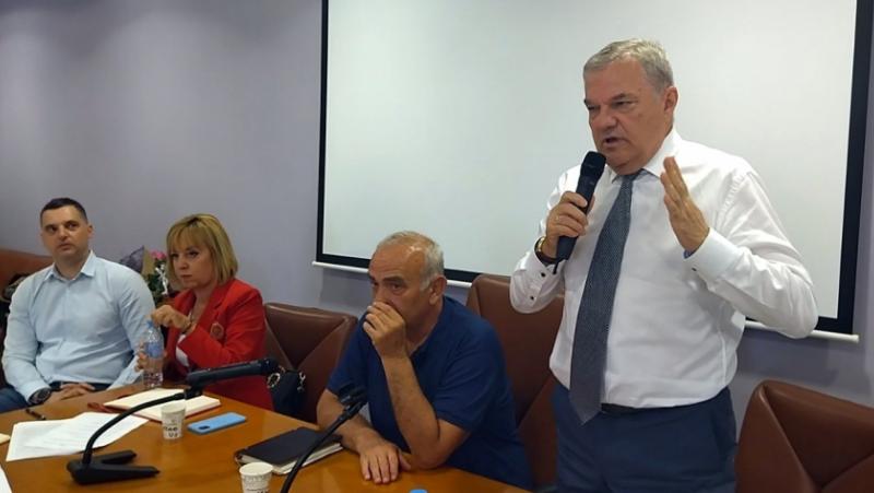 https://pogled.info/imagebank/cache/x230617163831-800x451.jpg.pagespeed.ic.RZVrJAkK6O.webp