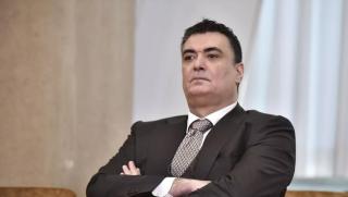 Сръбският министър на икономиката Раде Баста беше отстранен от поста