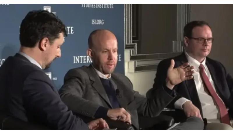 В начало на април се проведе Ютюб дебат на тема