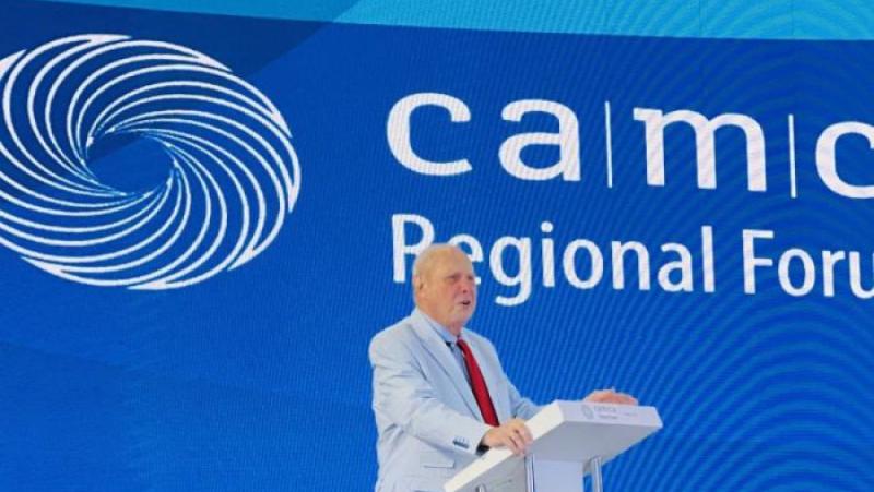 САЩ провеждат линия на откъсване на страните в региона от