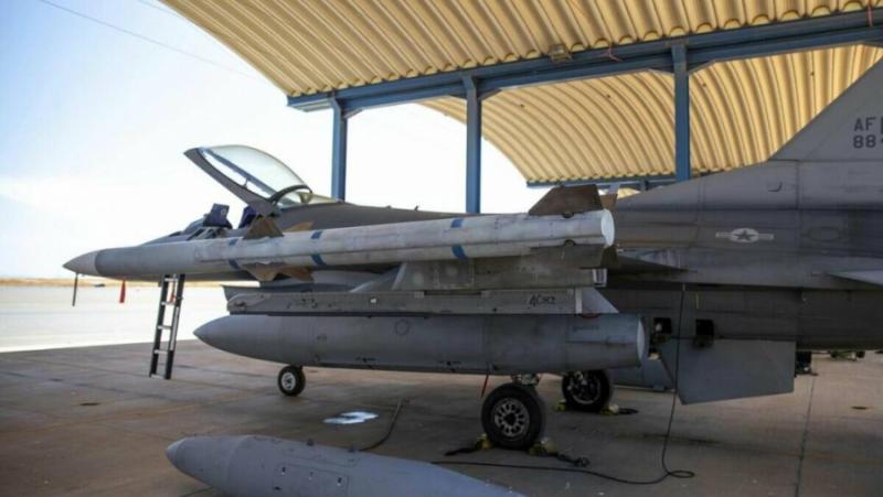 Сергей Караганов направи много важна и смела стъпка: той откри