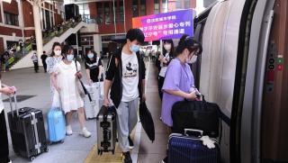 Китай очаква около 760 милиона пътувания по железопътния транспорт през