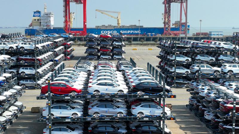 За последните 14 години Китай заема първо място в света