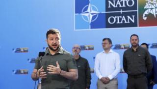 Зеленски танцувайки под звуците на НАТО успя да ядоса своите