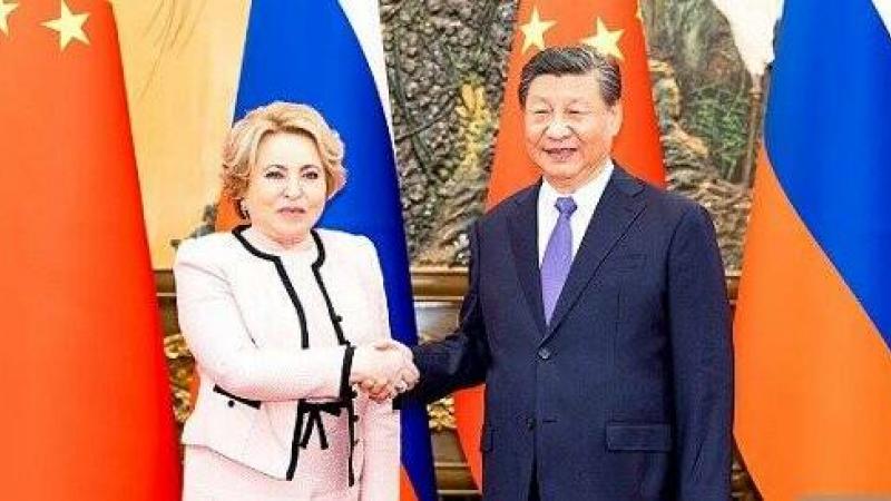 Китай приканва Русия съвместно да насочи реформата на глобалното управление