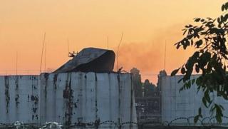 Руските военни отново удариха пристанищната инфраструктура на Украйна И ако