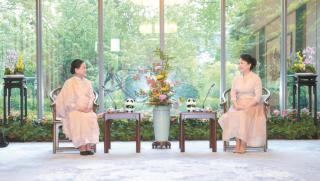 Следобед на 27 юли първата дама на Китай Пън Лиюен