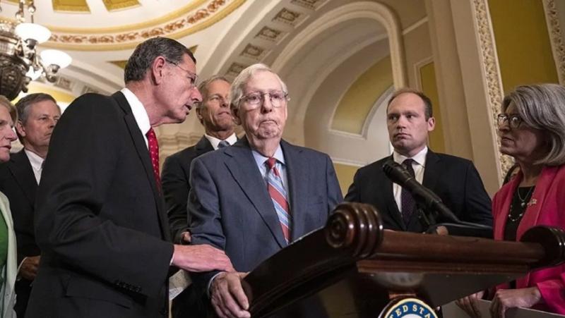 Един от най-влиятелните политици в САЩ Мич Макконъл започна да