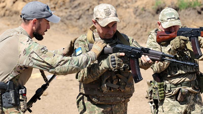 Украйна вече хвърля в месомелачката стратегическите резервни бригади, които трябваше