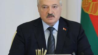 Президентът Александър Григориевич Лукашенко даде дълго интервю в което между