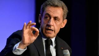 Никола Саркози който утре издава нов вече втори том с