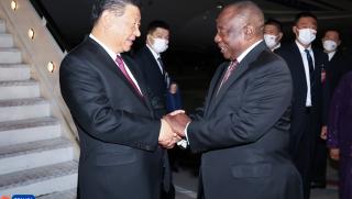 Днес китайският председател Си Дзинпин проведе разговори с южноафриканския президент