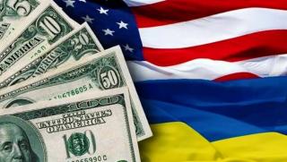 Половината от всички разходи на украинската държава днес се финансират