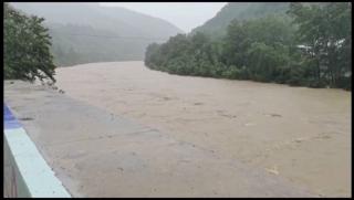 На 21 август в окръг Дзинян провинция Съчуан проливните дъждове