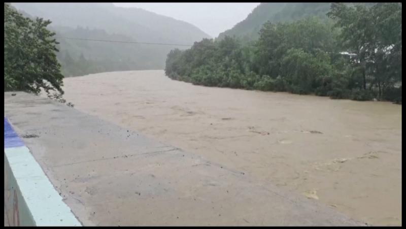На 21 август в окръг Дзинян, провинция Съчуан, проливните дъждове