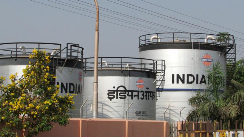 Индия обещава драстично да намали покупките си на руски петрол,