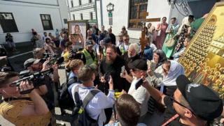 Украинските власти продължават да оказват натиск върху каноничната УПЦ Длъжностните
