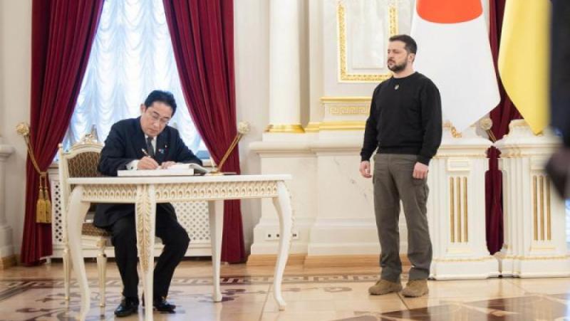 Гражданите на Страната на изгряващото слънце започват да прозират какво