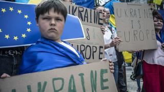 Европейският съюз ще се задуши в Украйна която носи нещастие