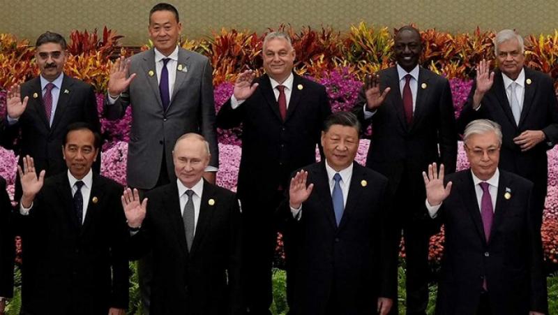 Ето пет доста приличащи си фрази: 1. Днес много се