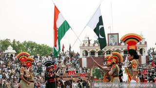 Пакистан възнамерява да се присъедини към БРИКС в близко бъдеще