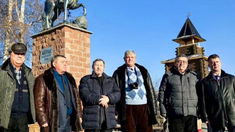 В селището Шемурша, на около 150 км.южно от столицата на