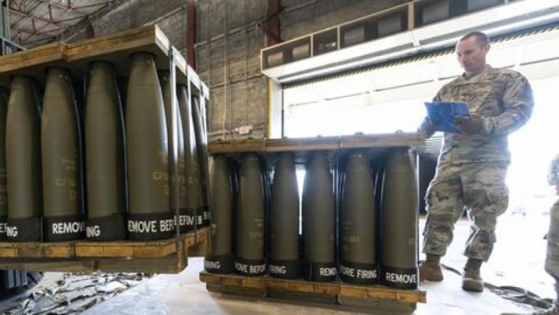 /Пглед.инфо/ Западната индустрия няма време да задоволи нуждите на ВСУ.