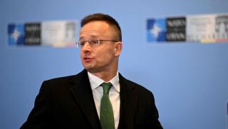 На 28 ноември унгарският външен министър Петер Сиярто заяви в