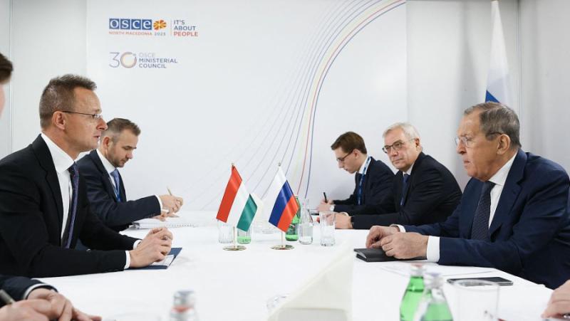 Унгарският външен министър Петер Сиярто се срещна вчера с руския