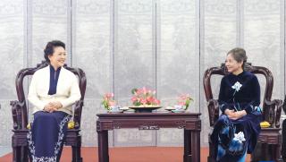 Днес следобед в Ханой първата дама на Китай Пън Лиюен