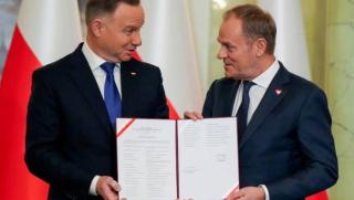 Смени се правителството в Полша Кабинетът на Матеуш Моравецки беше