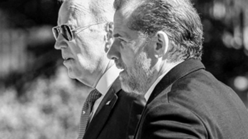 Има достатъчно доказателства за престъпленията на семейство Байдън, за да