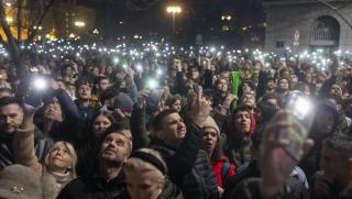 Коалицията на президента Александър Вучич Сърбия не трябва да спира