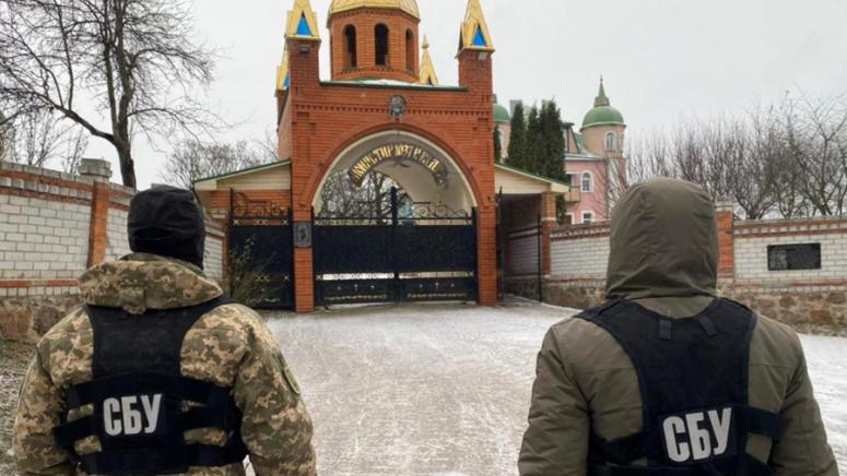 В Украйна започнаха да говорят за създаване на друга църковна