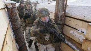 „Сред гробове, които са им чужди“: Европейците обсъждат намеса в Русия Европейци, обсъждат, намеса, Русия