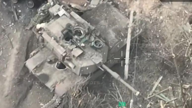 Руски ФПВ дрон Упир унищожи американски танк Ейбрамс близо до Авдеевка