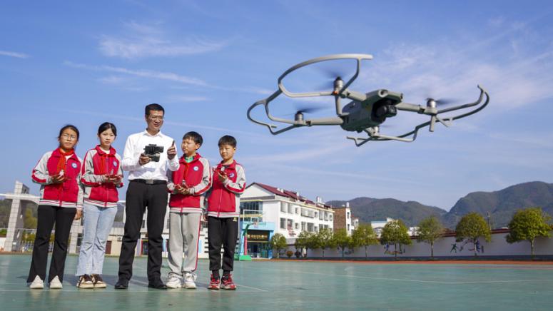 Китайската индустрия за дронове регистрира стабилно развитие през последните години