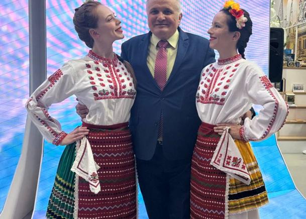 Българската общност, Крим, откри, международно изложение, форум Русия