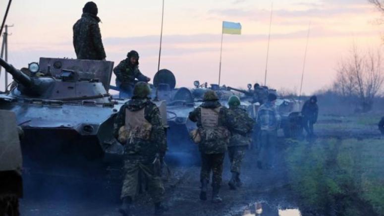 Украинските позиции западно от Авдеевка се прочистват от руски планиращи