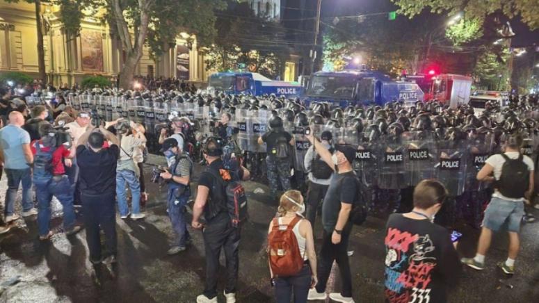 Протестите в Грузия предизвикани от приемането на закона за чуждестранните