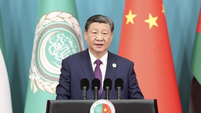 На 30 май в Пекин китайският председател Си Дзинпин участва