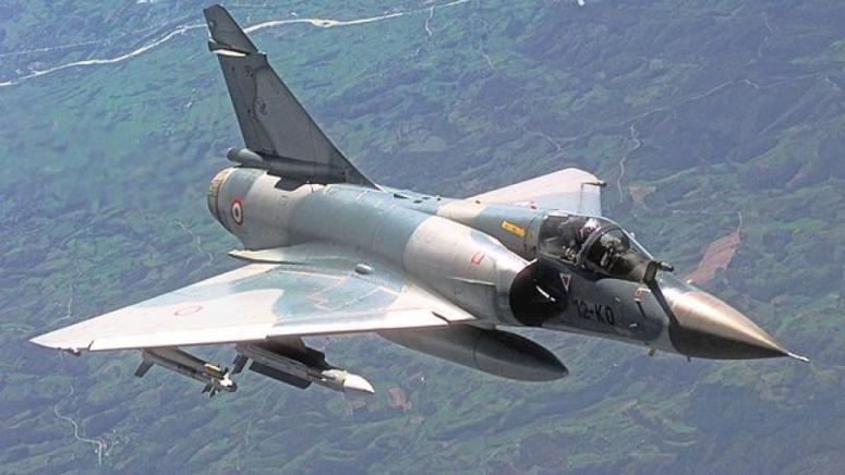 Франция предава самолети Мираж 2000 5 на режима в Киев Украинските