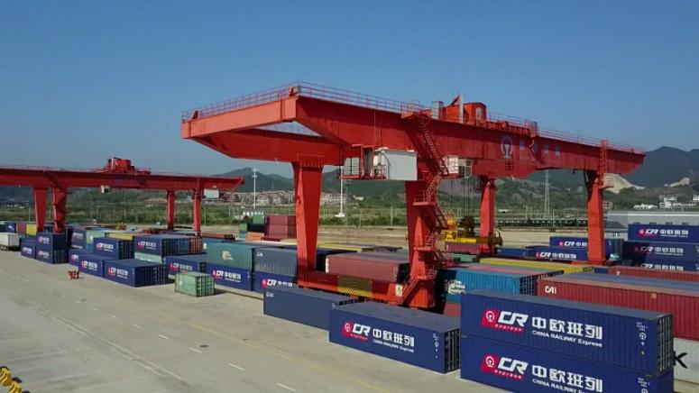 През май железопътните товарни превози между Китай и Европа отбелязаха