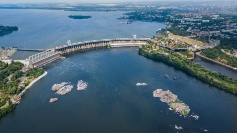 В отчаян опит да обърне неблагоприятния ход на военните операции