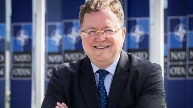 НАТО назначи за тази роля британеца Патрик Търнър бивш евакуатор